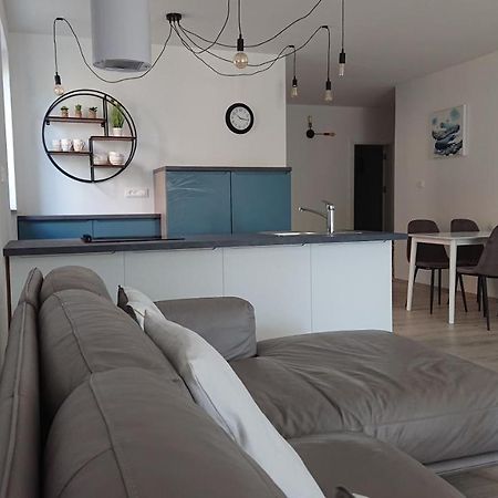 Roza Apartment Cres Exterior foto