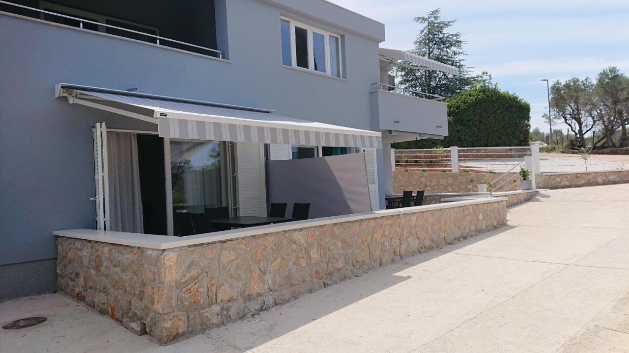 Roza Apartment Cres Exterior foto