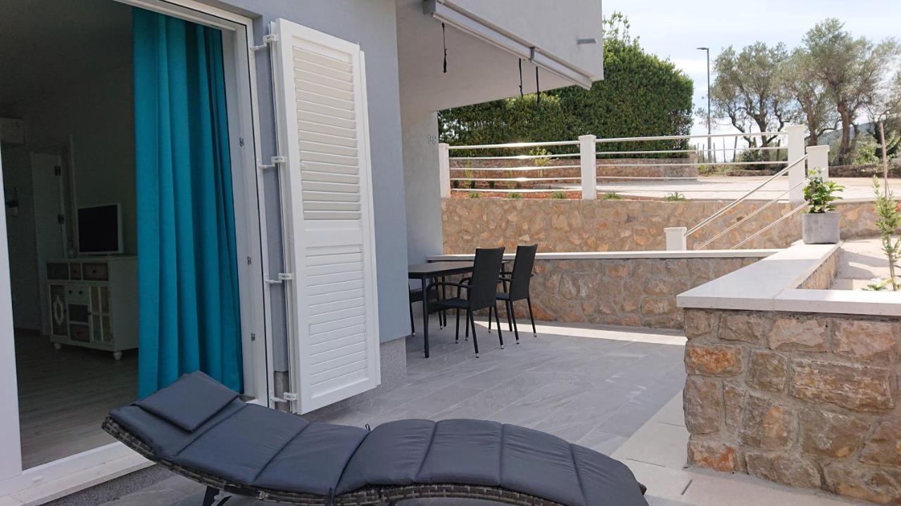 Roza Apartment Cres Exterior foto