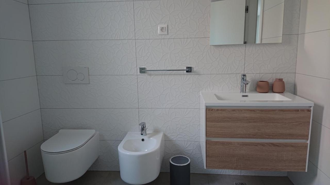Roza Apartment Cres Exterior foto