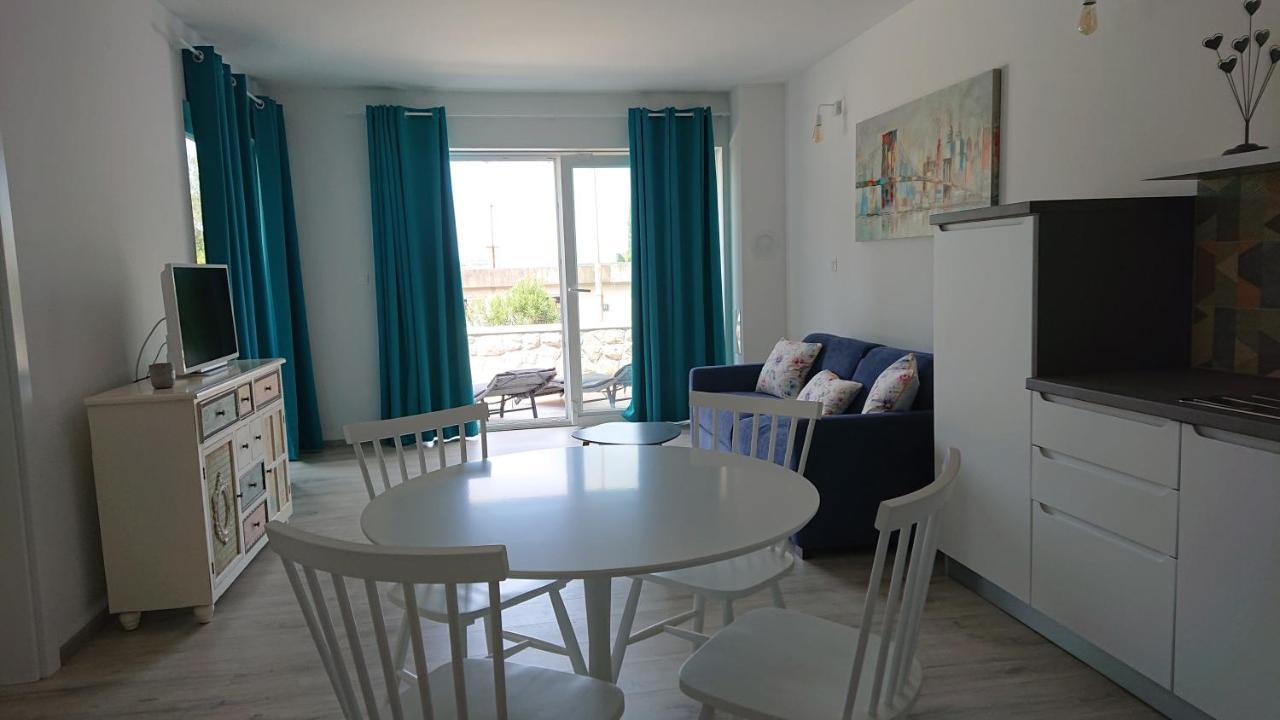 Roza Apartment Cres Exterior foto
